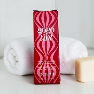 Benefit Gogotint Cherry Tinted Lip Stain